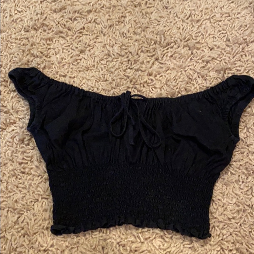 Brandy Melville off the shoulder top